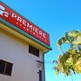 Premiere Apartments