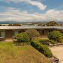 'Cliff 64' Cliff Top Home