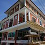 Summer Guesthouse & Hostel