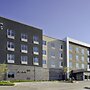 Holiday Inn Express & Suites Lubbock Central - Univ Area, an IHG Hotel