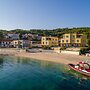 Acadia Beach Villas & Apartments, Slatine