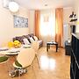 Apartment Flores