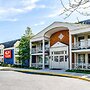 Econo Lodge Inn & Suites Radford-Blacksburg Area
