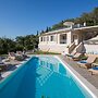 Villa Pelekas