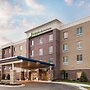 Holiday Inn Express & Suites St. Louis - Chesterfield by IHG