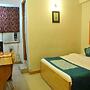 OYO 3061 Hotel De Pintu