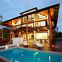 Villa Kembali