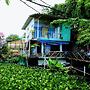 New Phiman Riverview Guesthouse - Hostel