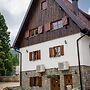 Rustic Lodge Plitvice