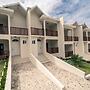 Nianna Coral Bay Deluxe Townhouse 1