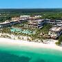Lopesan Costa Bávaro Resort Spa & Casino - All Inclusive