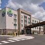 Holiday Inn Express & Suites Charlotte - Ballantyne, an IHG Hotel