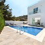 Green Bay Villa No13