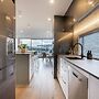 Spacious 3 Bedroom with Ensuite Bathroom