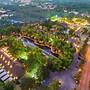 Khum Damnoen Resort