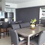 Peninsula B5