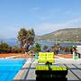 Zidanos Luxurious Villa