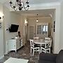 Baratero City Corner Apartment