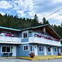 Celadon Lodge
