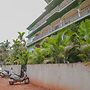 OYO 14181 Home Garden View Studio Morjim Beach