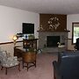 Holly #3 - 1 Bedroom Condo