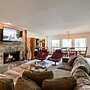 Northwoods Condo Private Ski-In Ski-Out Access to Vail Mountain by Red