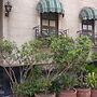 The Metropolis Guest House Near RK Ashram Metro Station