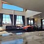 U Suites on Courtenay