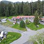 Pioneer Inn by the River