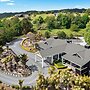 Woodhouse Mountain Lodge
