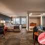 Monte Carlo Inn Barrie Suites