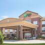 Holiday Inn Express Hotel & Suites Pauls Valley, an IHG Hotel