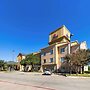 Comfort Inn & Suites Near Lake Lewisville