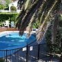Balmoral Motel