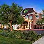Holiday Inn Express & Suites Sacramento NE Cal Expo by IHG