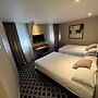 Brit Hotel Les Voyageurs