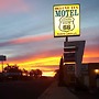 Deluxe Inn Motel