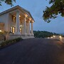 The Pillars Holiday home 9
