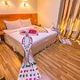 Hotel 8