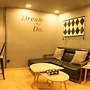 Welcome Home Courtyard-Black Boutique