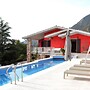 Villa Rossa Up To 10 People With Pool