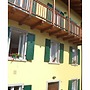 Casa Rosella