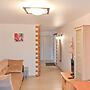 Apartment ALLiS-HALL on Chelyuskintsev 23