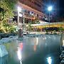 Lei Zhiben Hot Spring