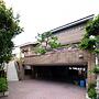 Yolee Guest House