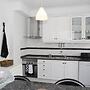 Confortable & Central Apartment