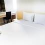 Comfy 1BR Twin Tower Apartment