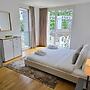 Montreux Lake View Apartments and Spa