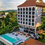 Chiangkhong Teak Garden Riverfront Onsen Hotel