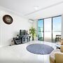 Penthouse near Airport & CBD